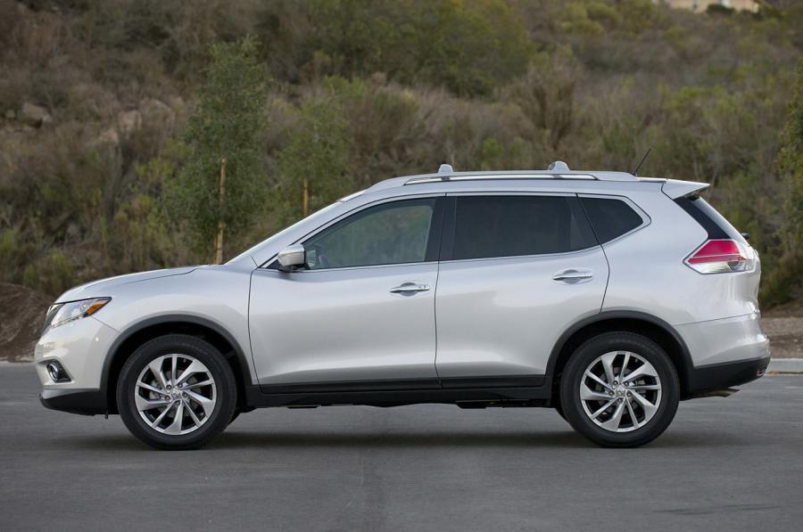  Nissan Rogue 2014 года  (фото 46 из 108)